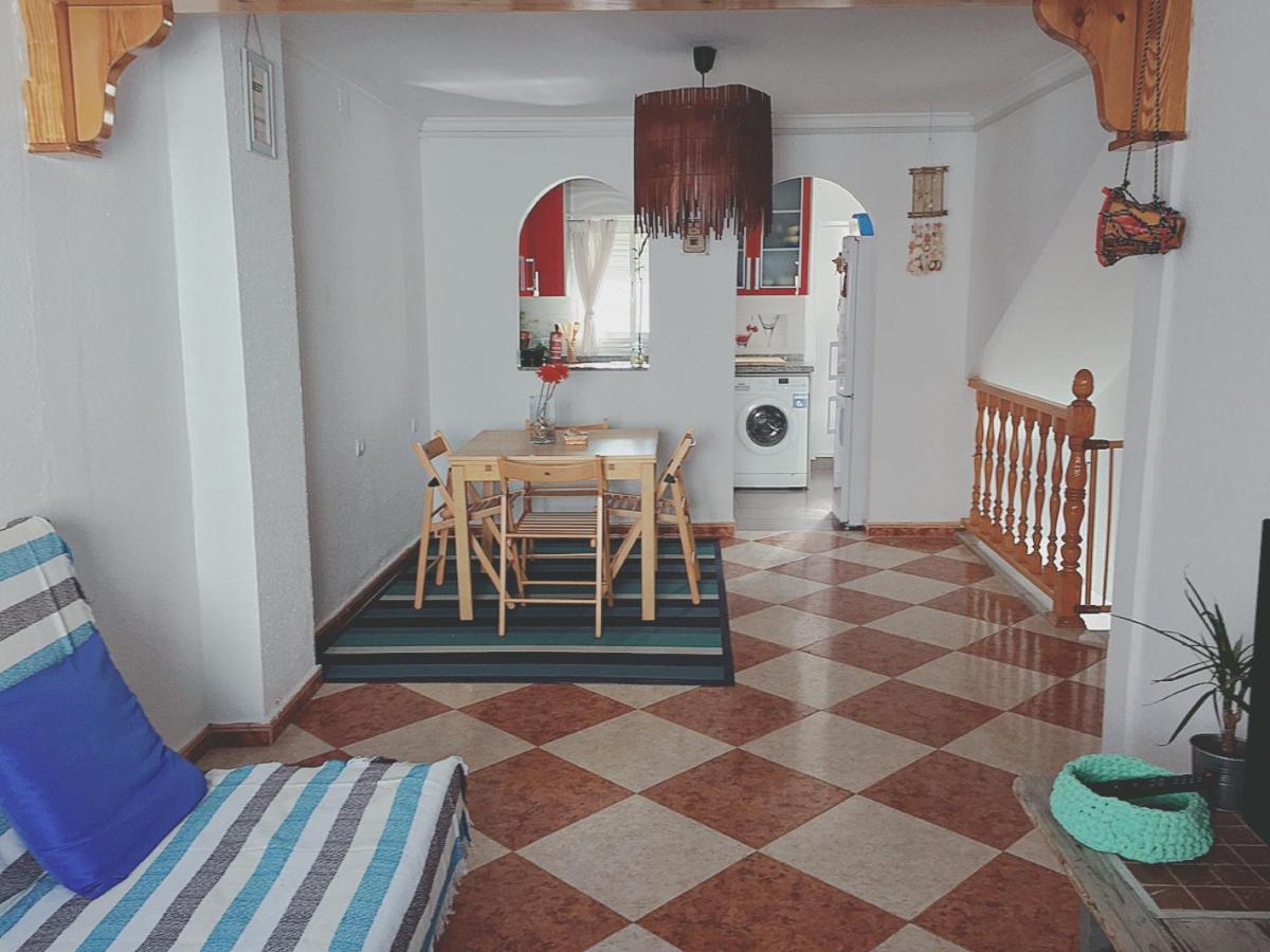 Apartamentos Masbambu Malaga Luaran gambar